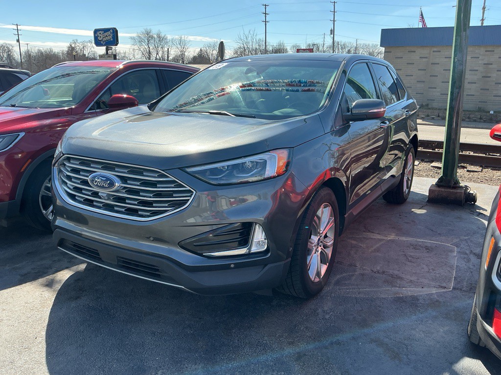 2019 Ford Edge Image 2
