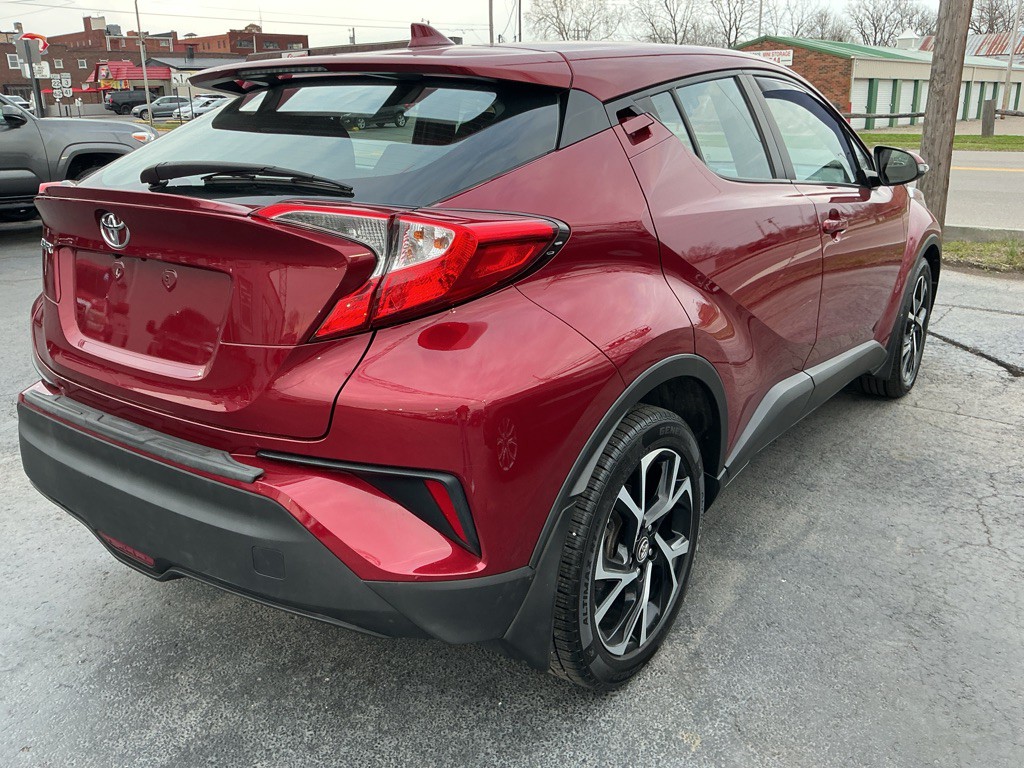 2018 Toyota C-HR Image 4