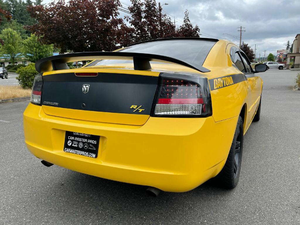 2006 Dodge Charger Image 17