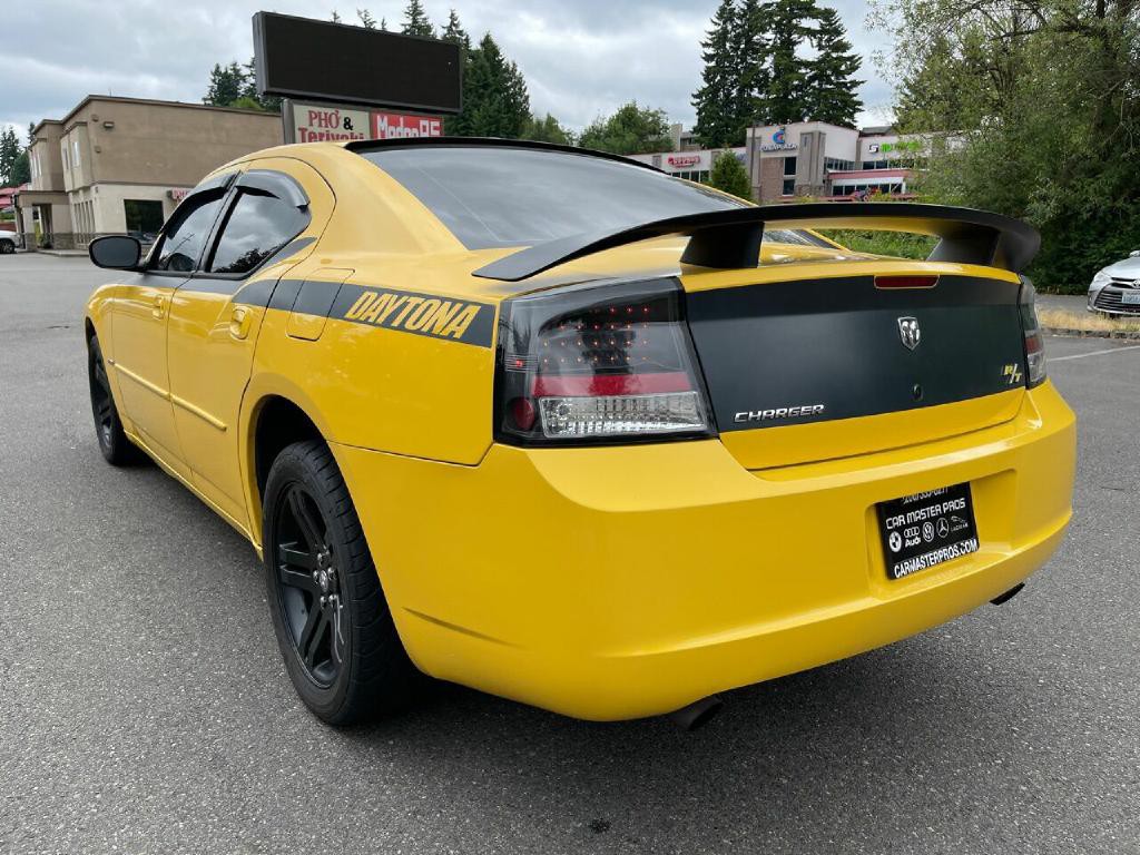 2006 Dodge Charger Image 18