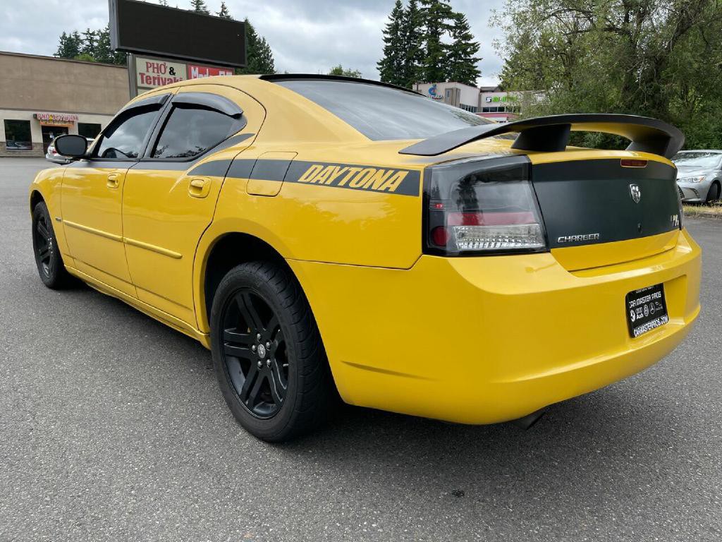2006 Dodge Charger Image 19