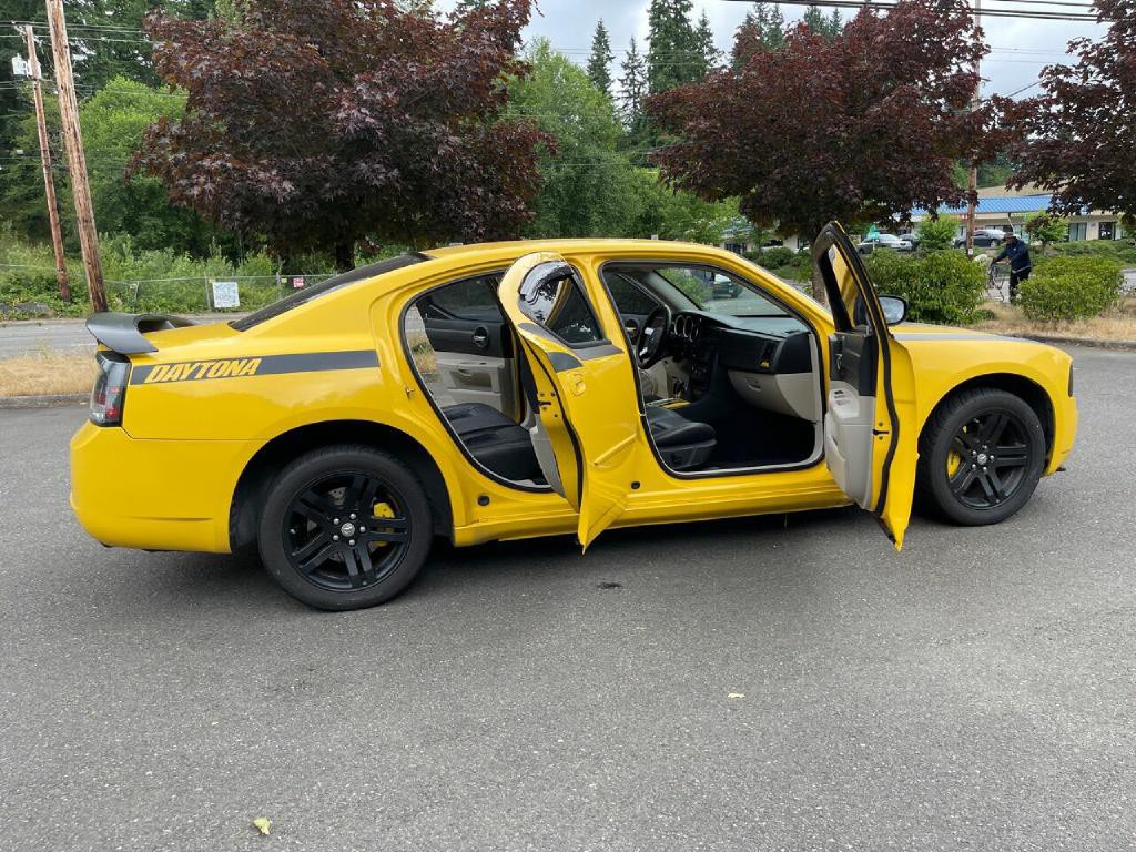 2006 Dodge Charger Image 27