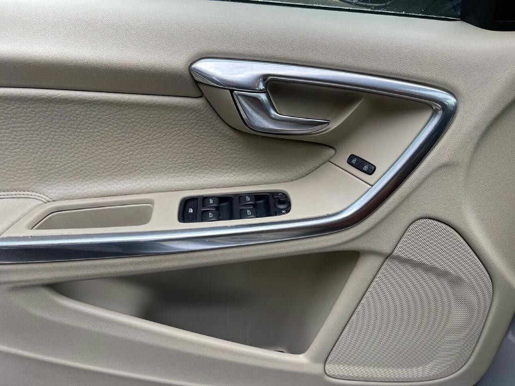 2012 Volvo S60 Image 28