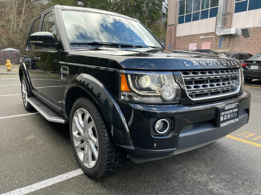 2016 Land Rover LR4 Image 1