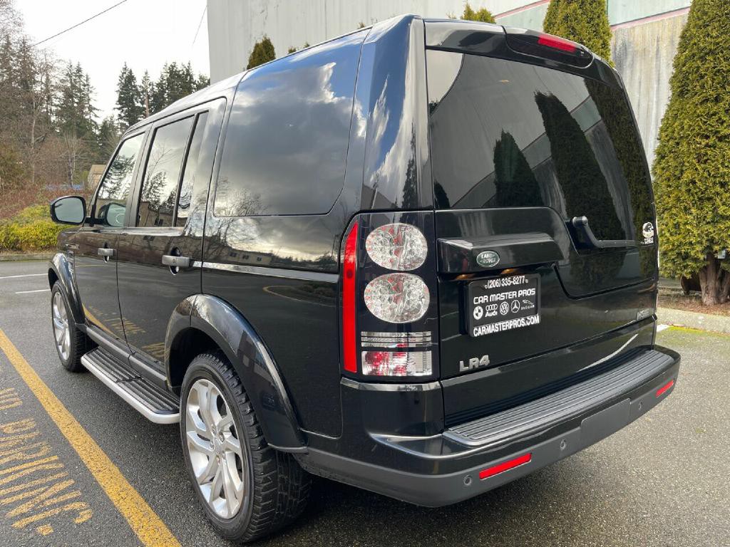 2016 Land Rover LR4 Image 15