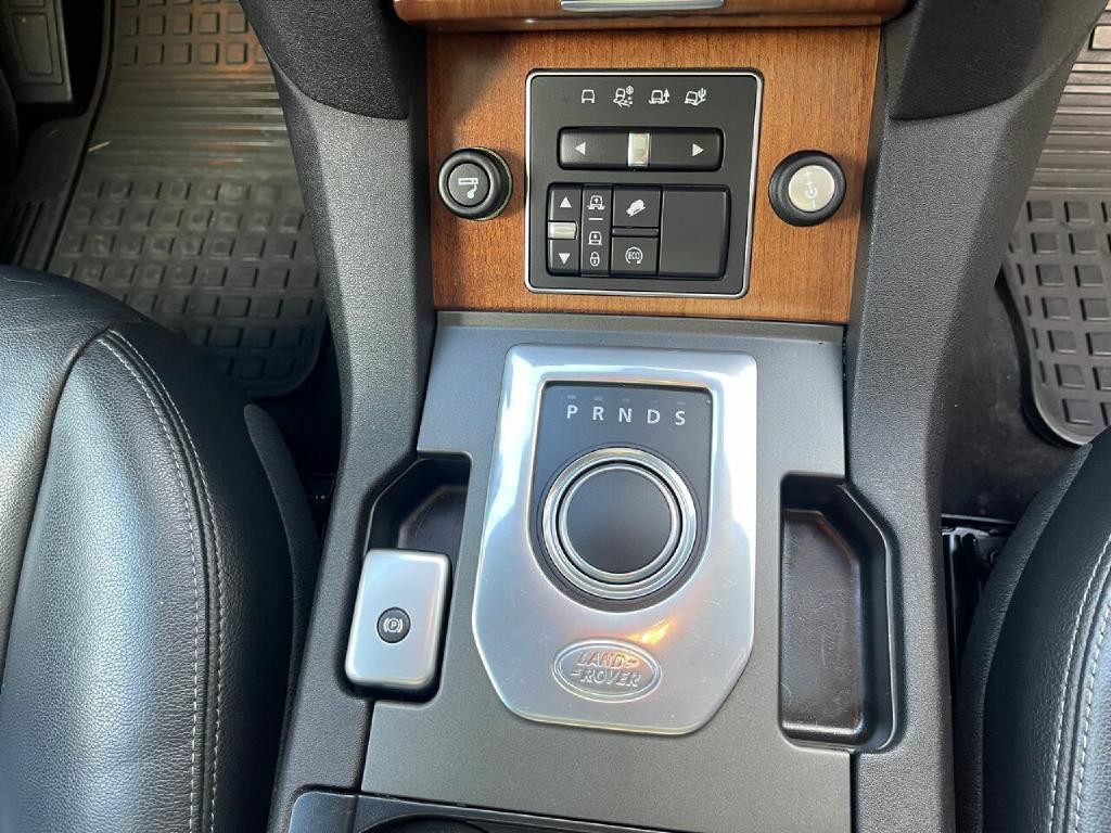 2016 Land Rover LR4 Image 20