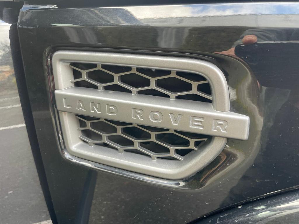 2016 Land Rover LR4 Image 22