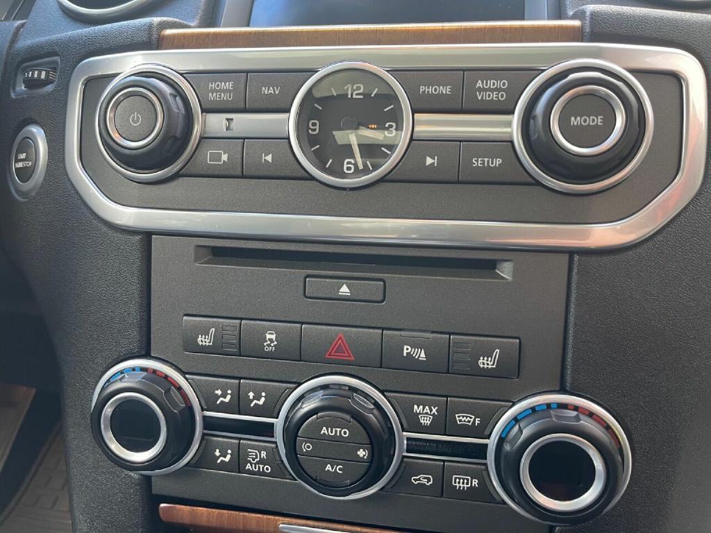 2016 Land Rover LR4 Image 23