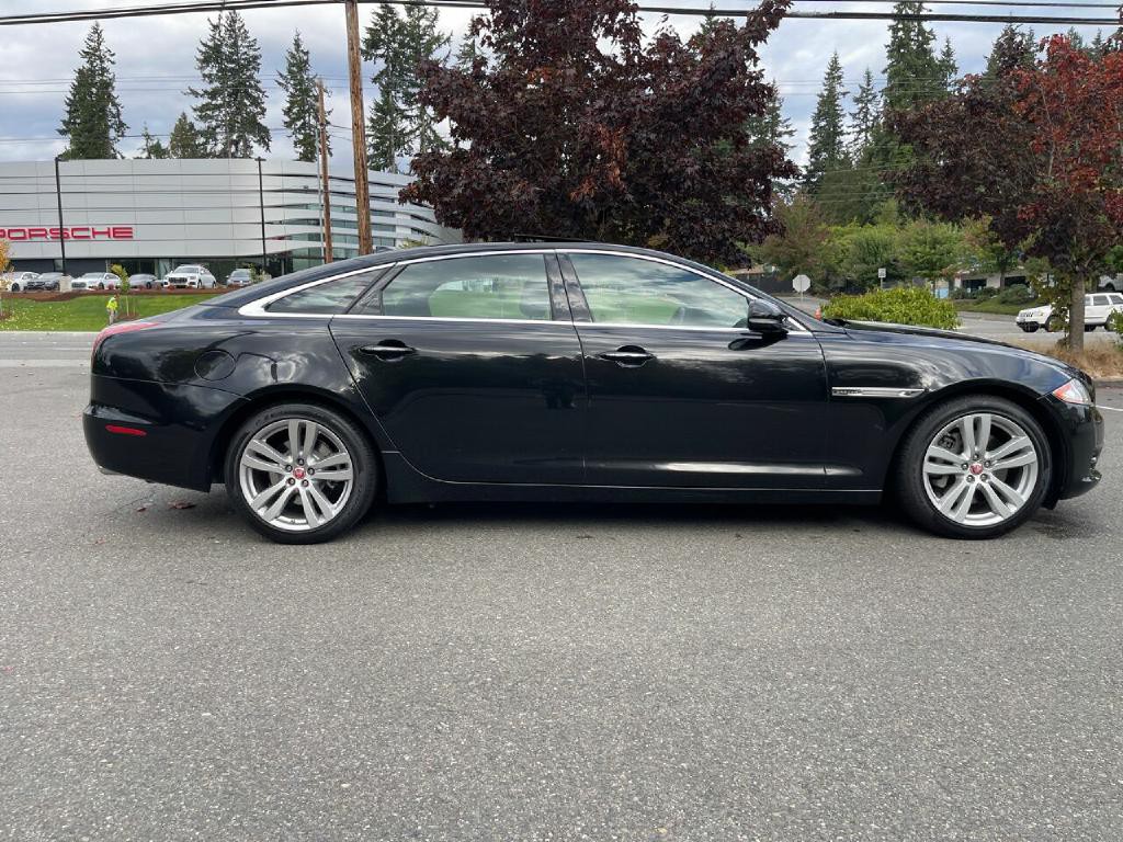 2014 Jaguar XJ Image 15