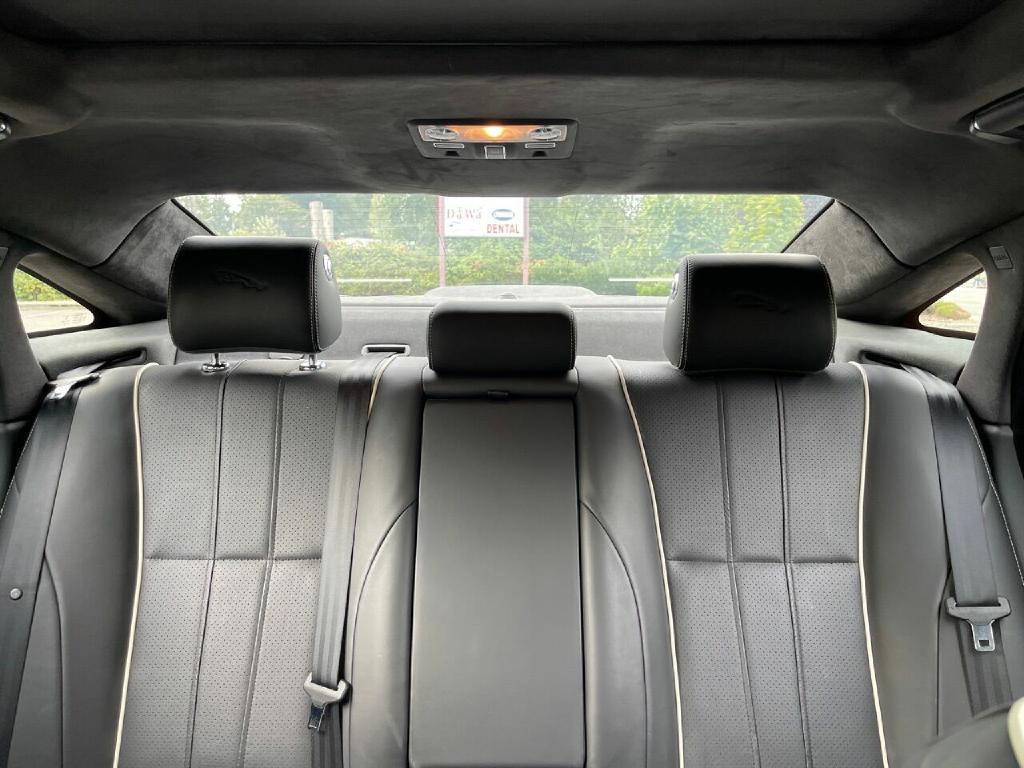 2014 Jaguar XJ Image 30