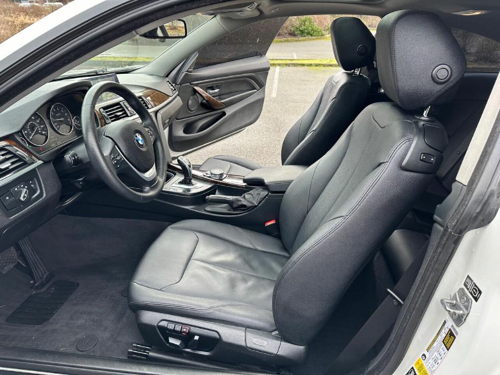 2015 BMW 4 Series Image 17