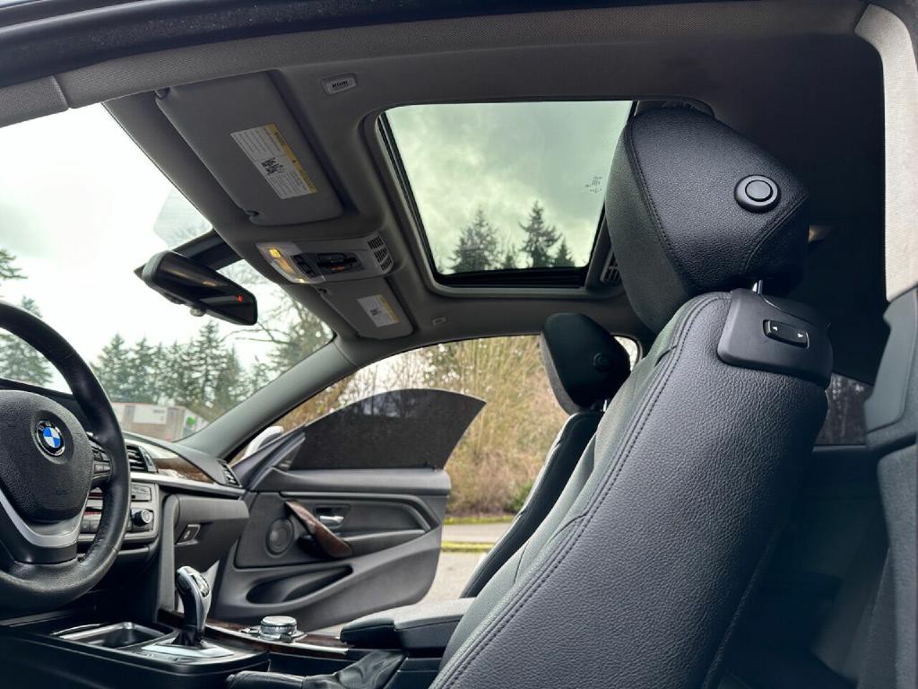 2015 BMW 4 Series Image 23