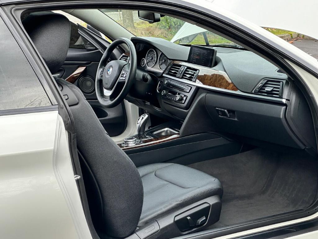 2015 BMW 4 Series Image 25