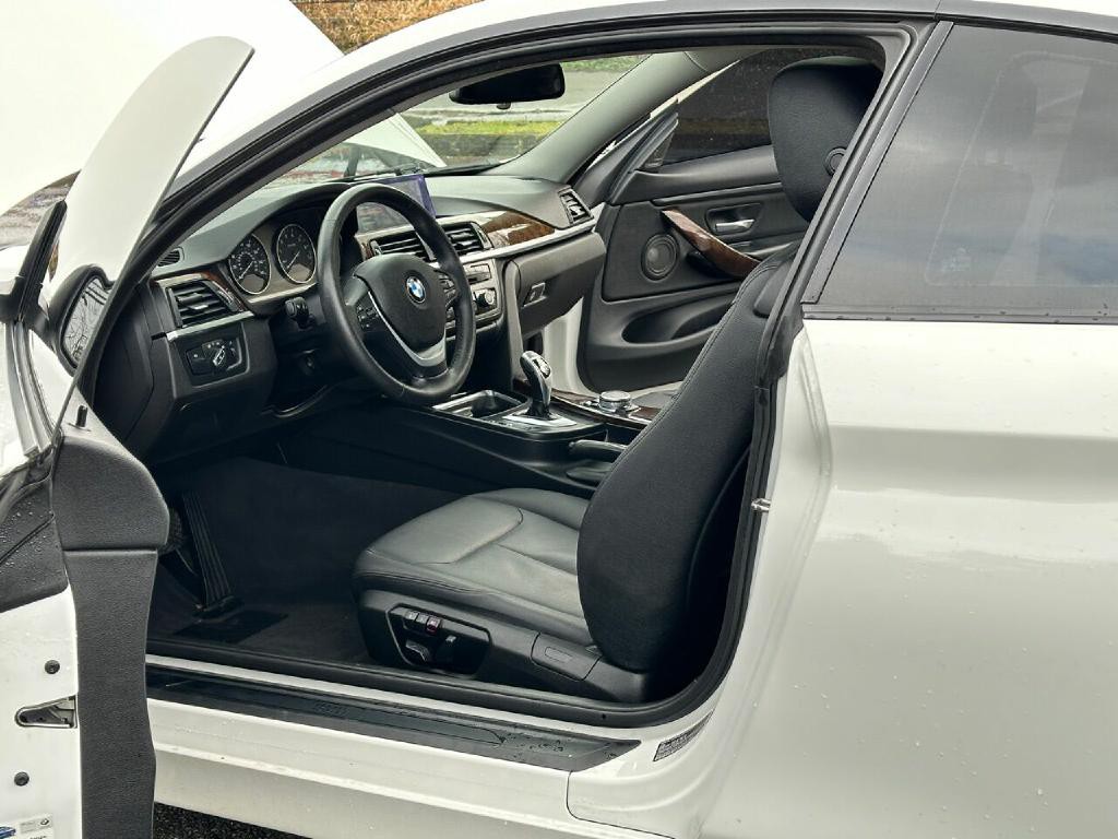 2015 BMW 4 Series Image 26