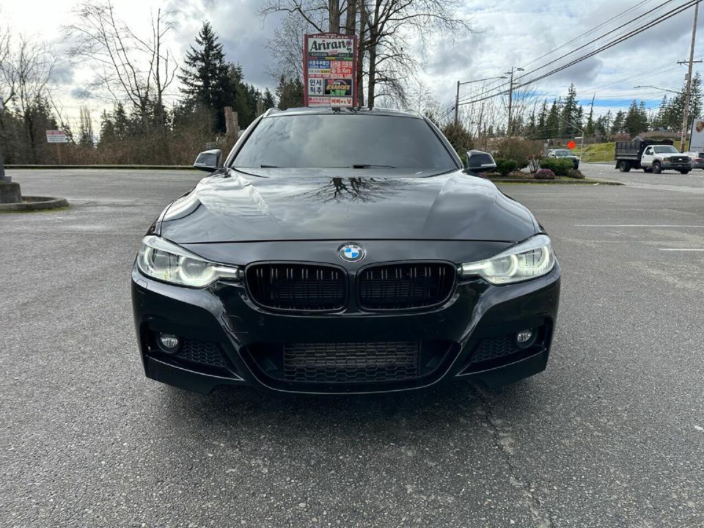 2016 BMW 3 Series Image 2