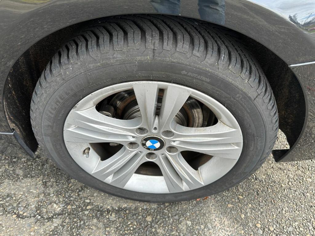2016 BMW 3 Series Image 18