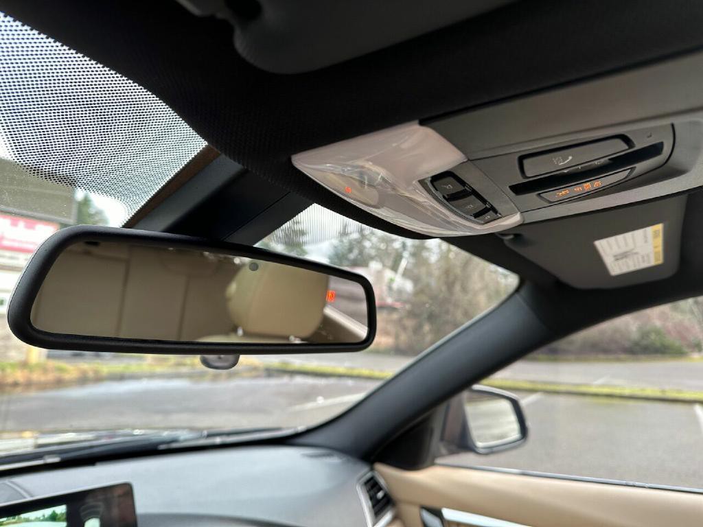 2016 BMW 3 Series Image 39
