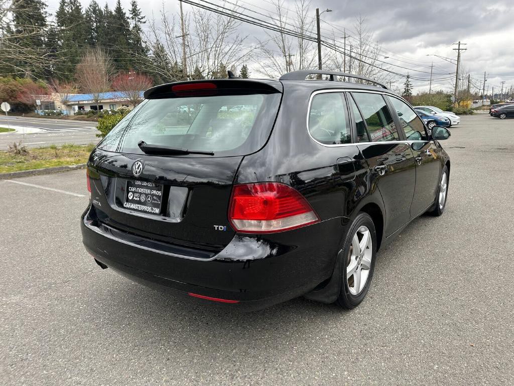 2010 Volkswagen Jetta Image 8