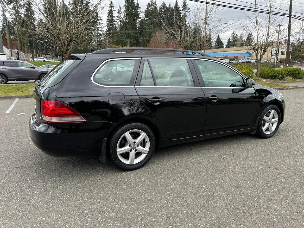2010 Volkswagen Jetta Image 11