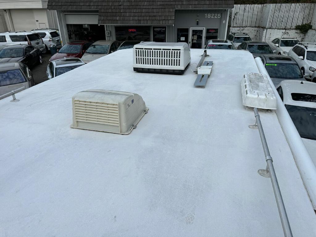 1996 Ford E-series Image 7