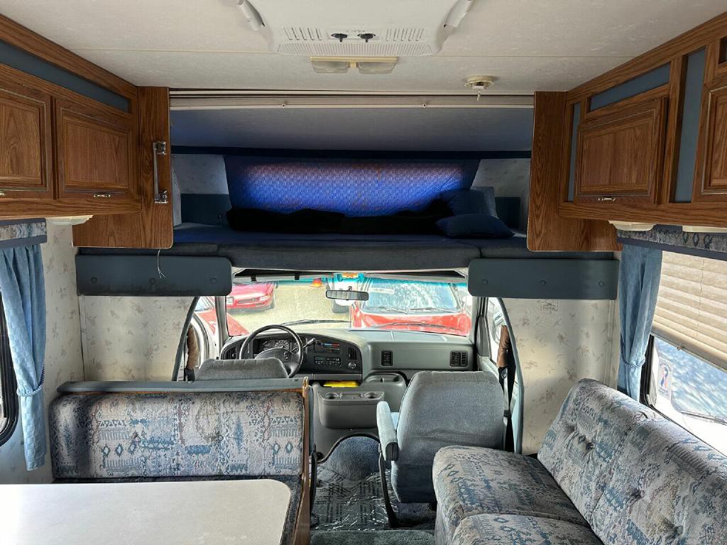 1996 Ford E-series Image 38