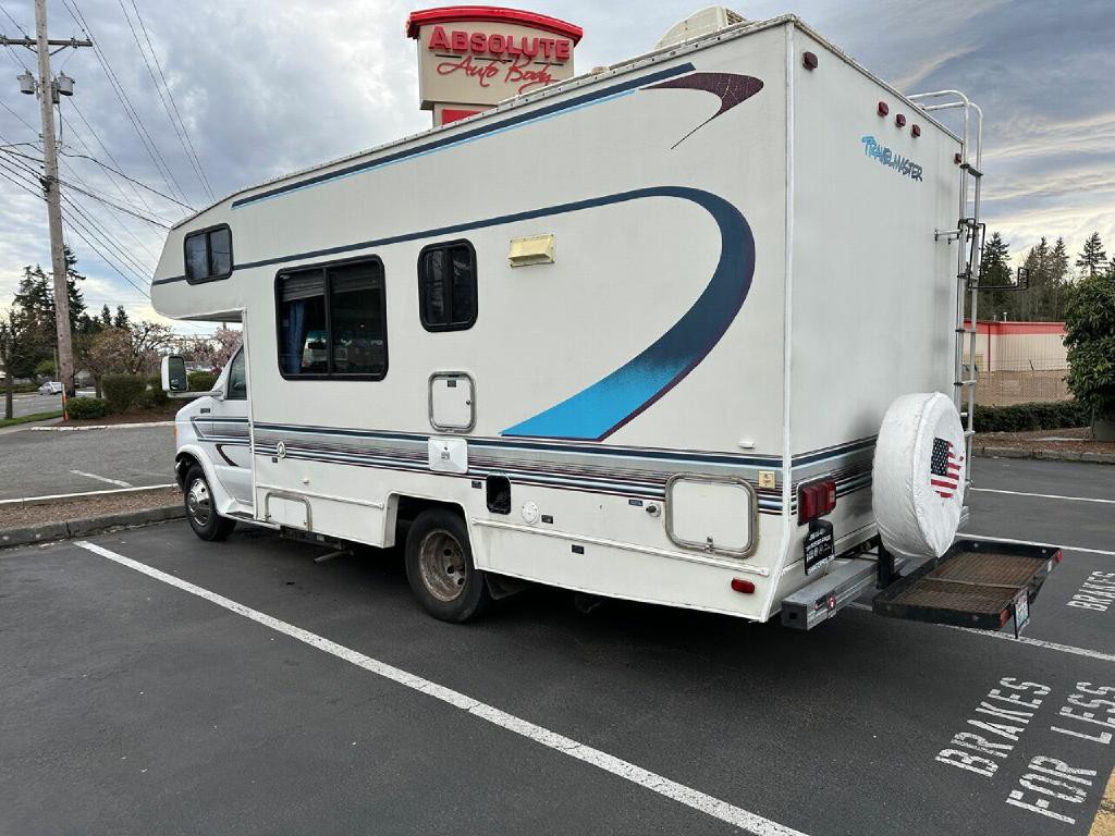 1996 Ford E-series Image 54