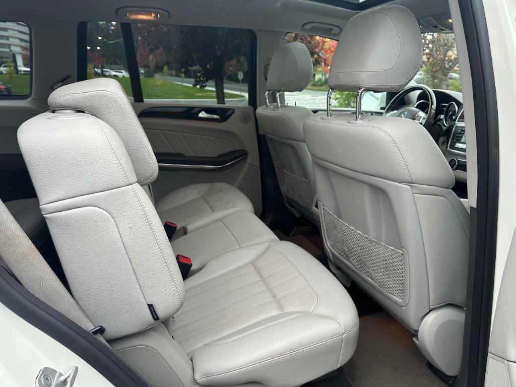 2013 Mercedes-Benz GL-Class Image 21