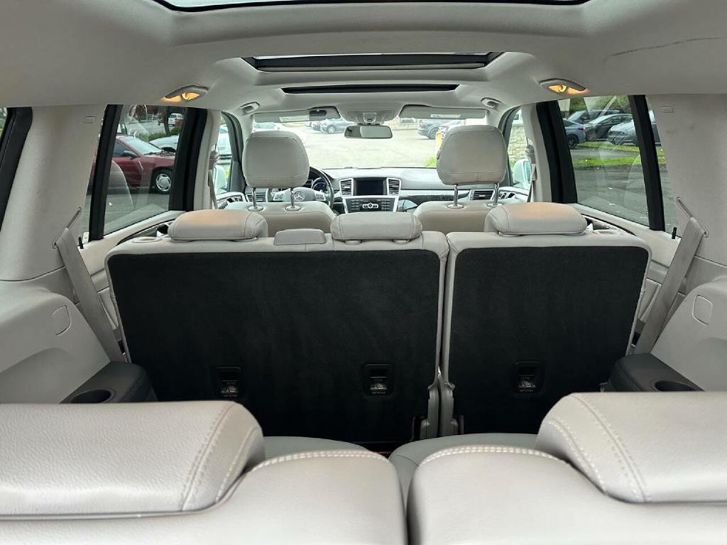 2013 Mercedes-Benz GL-Class Image 22