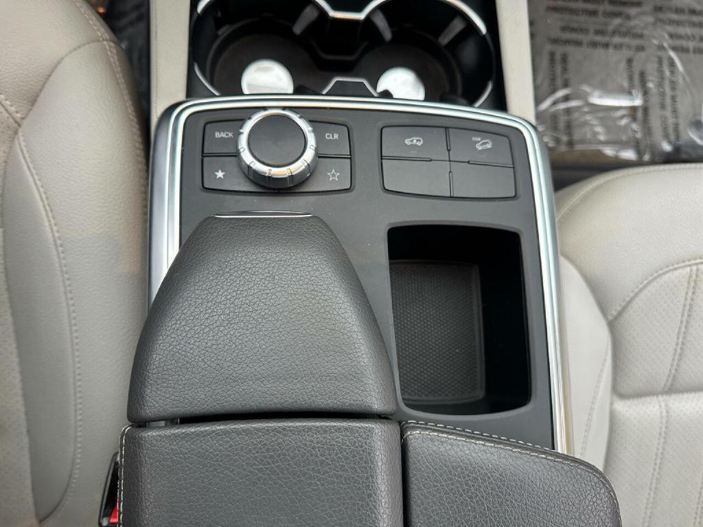 2013 Mercedes-Benz GL-Class Image 27