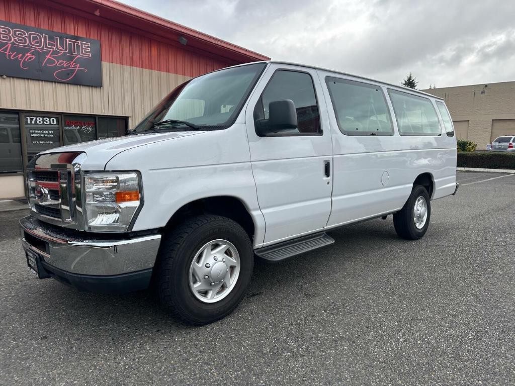 2011 Ford E-series Image 5