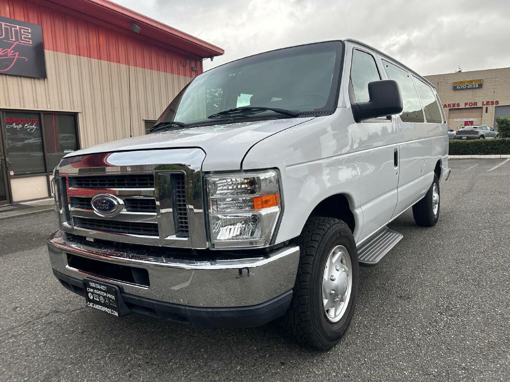 2011 Ford E-series Image 7