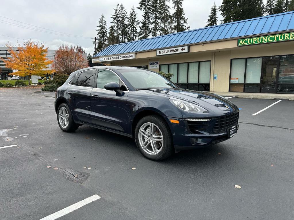 2016 Porsche Macan Image 15