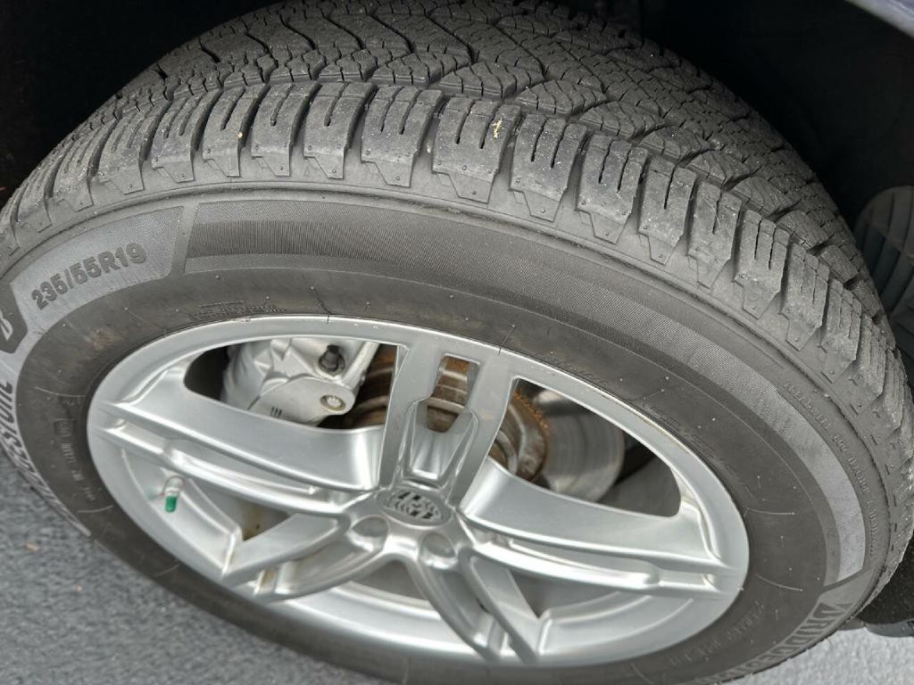 2016 Porsche Macan Image 37