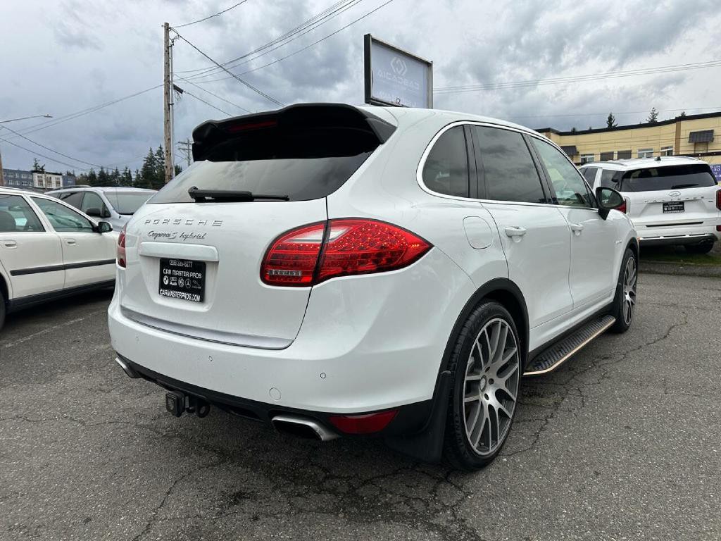 2013 Porsche Cayenne Image 9