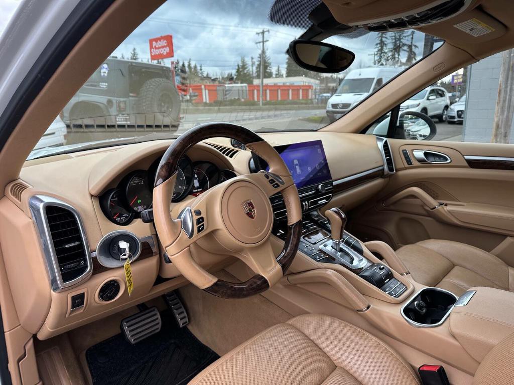 2013 Porsche Cayenne Image 18