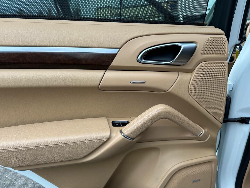 2013 Porsche Cayenne Image 19