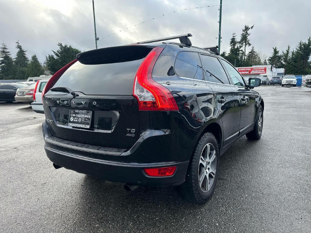 2011 Volvo XC60 Image 10