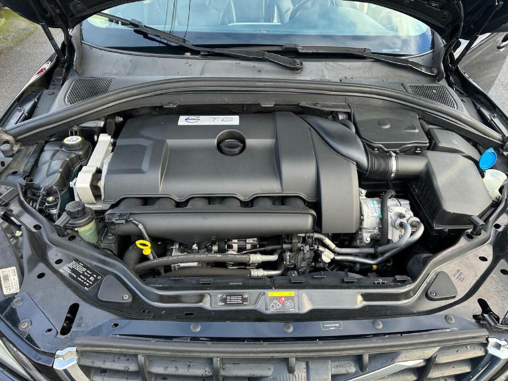 2011 Volvo XC60 Image 32