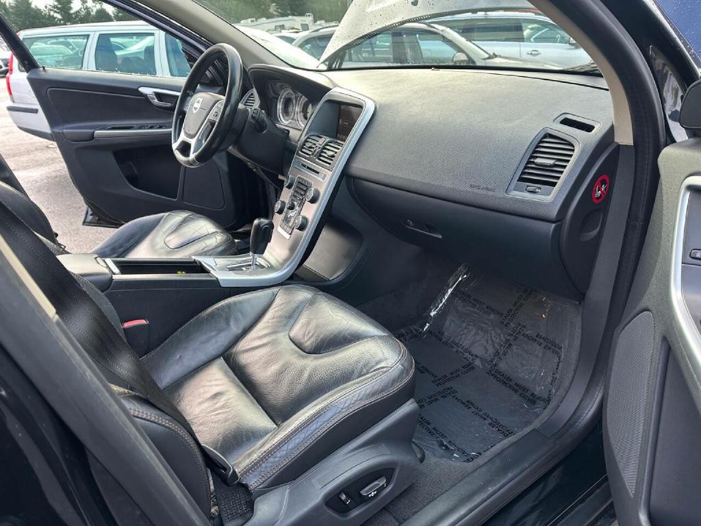 2011 Volvo XC60 Image 37