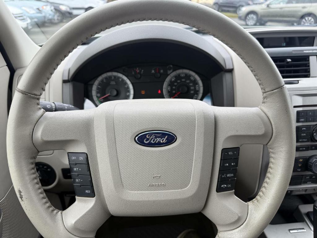 2009 Ford Escape Image 22