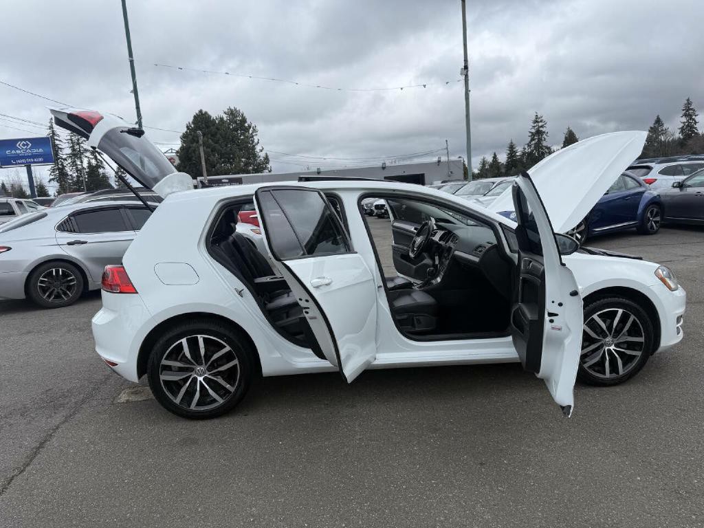 2015 Volkswagen Golf Image 21