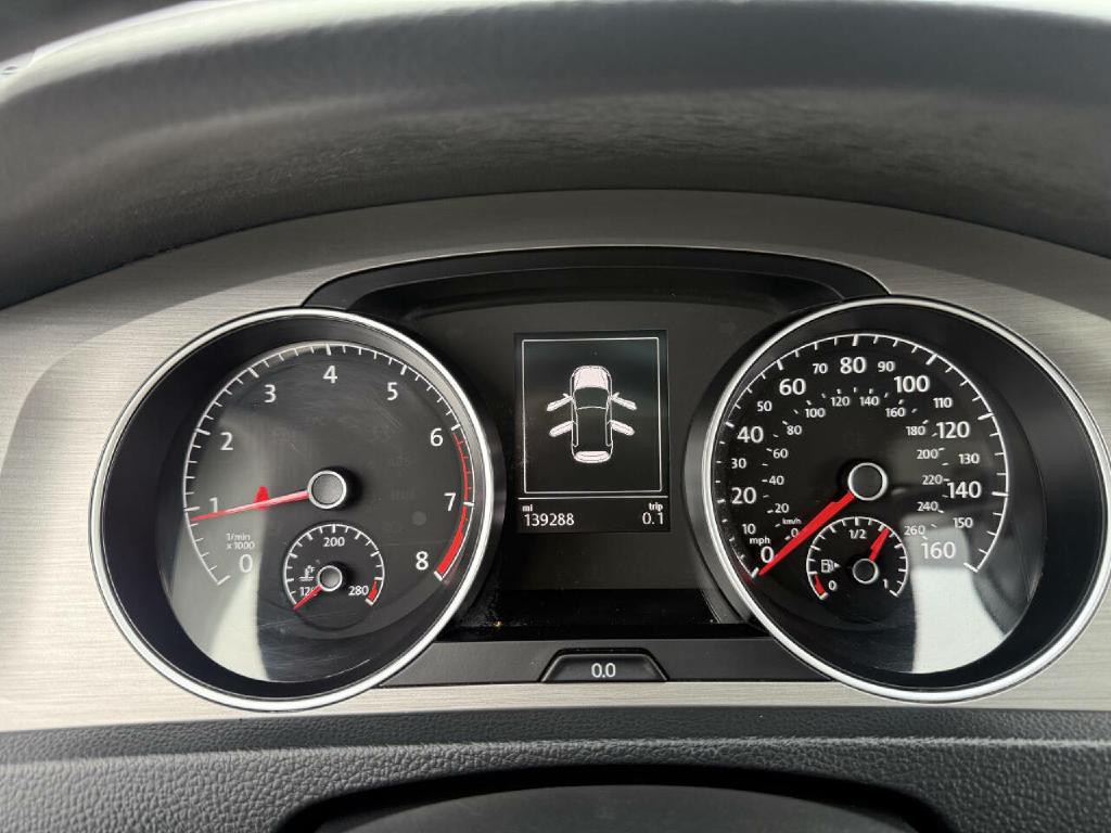 2015 Volkswagen Golf Image 26