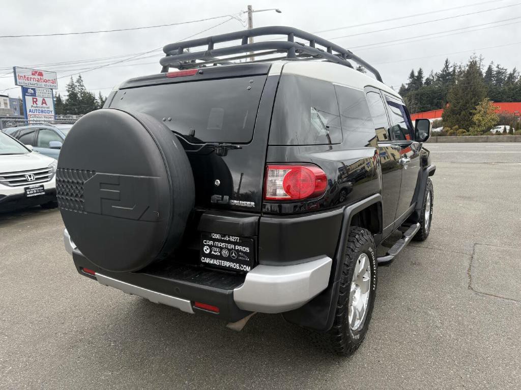 2007 Toyota FJ Cruiser Image 13