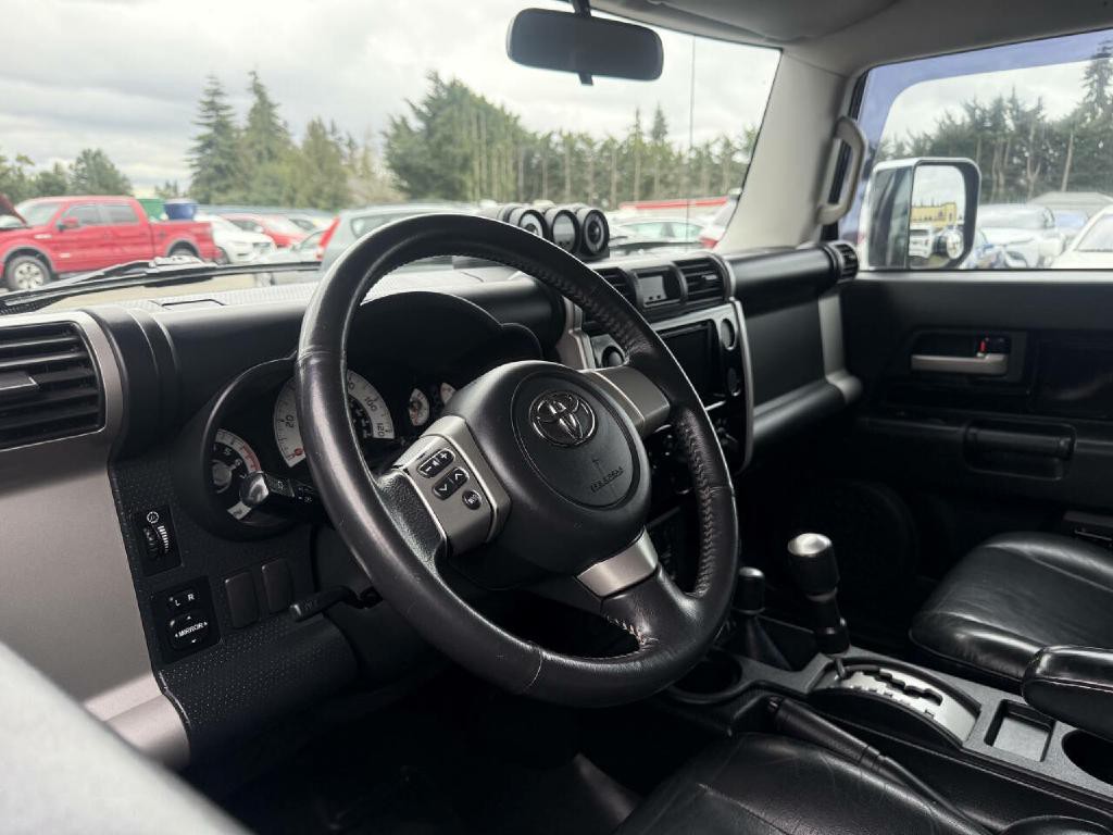 2007 Toyota FJ Cruiser Image 16