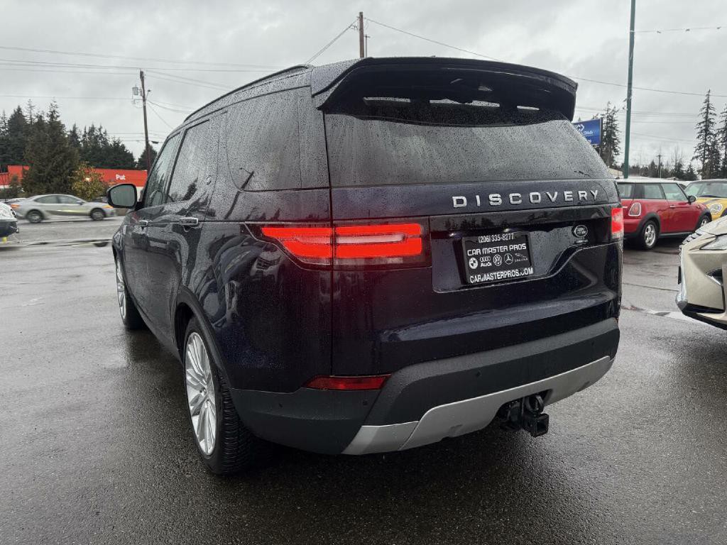 2018 Land Rover Discovery Image 8