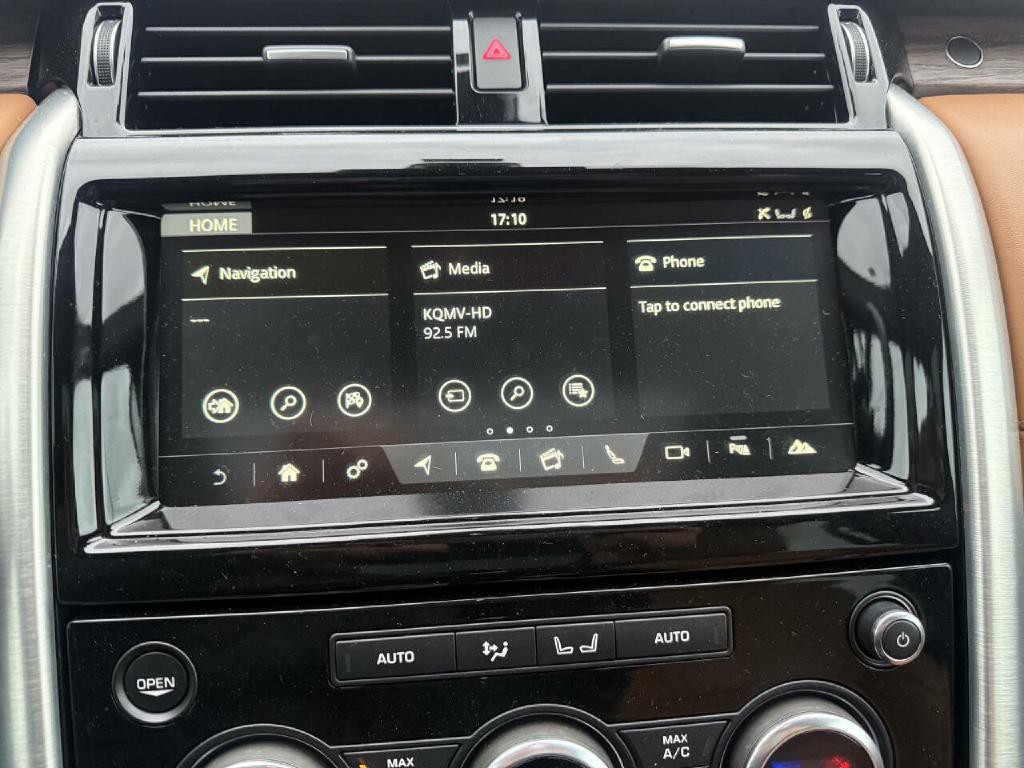 2018 Land Rover Discovery Image 15