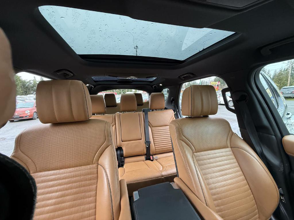 2018 Land Rover Discovery Image 28