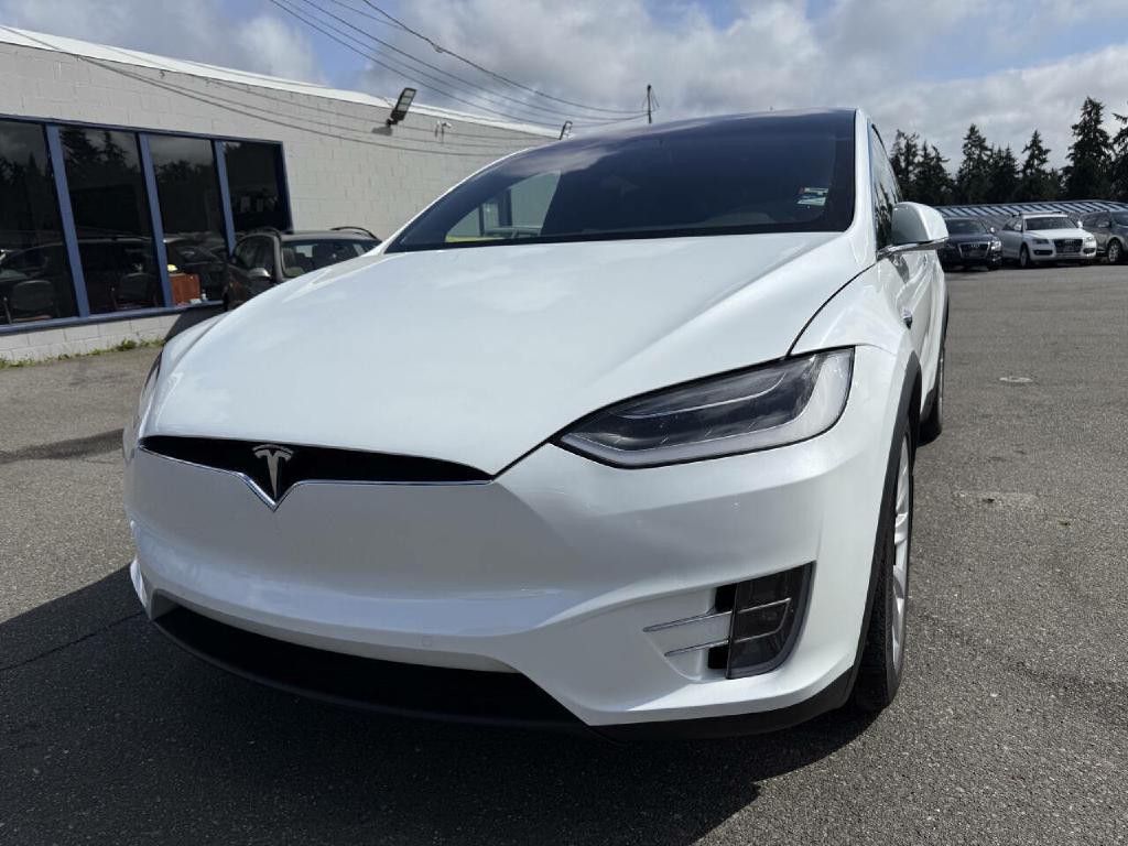 2018 Tesla Model X Image 5