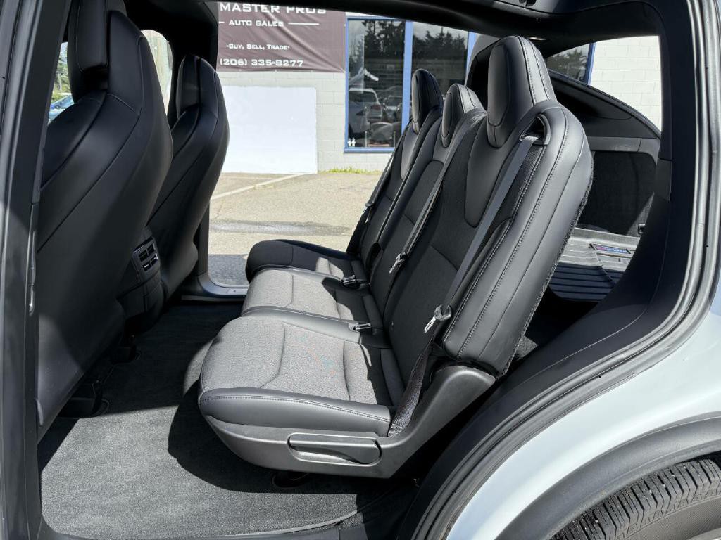 2018 Tesla Model X Image 23