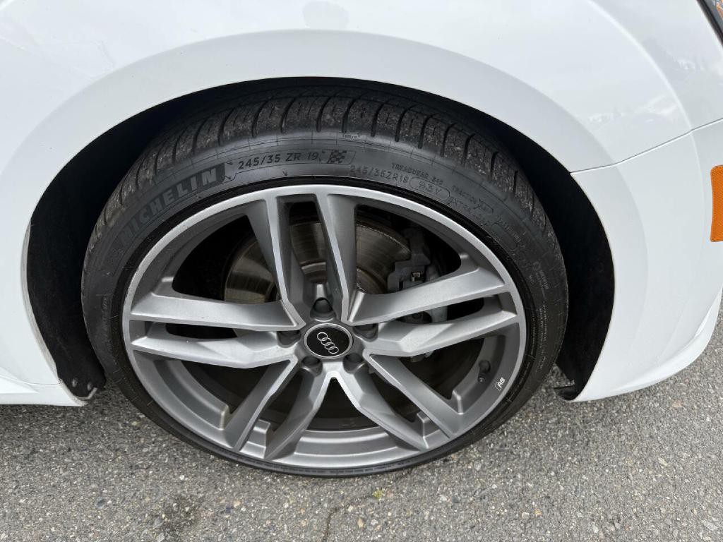 2017 Audi TT Image 32
